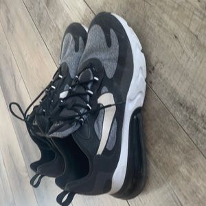Nike airmax 270 react